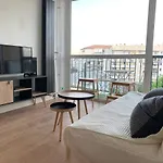 Apartman T2 Lumineux Centre Proche Metro, Parking Gratuit,1 Chambre, 1 Grande Piece A Vivre Toulouse